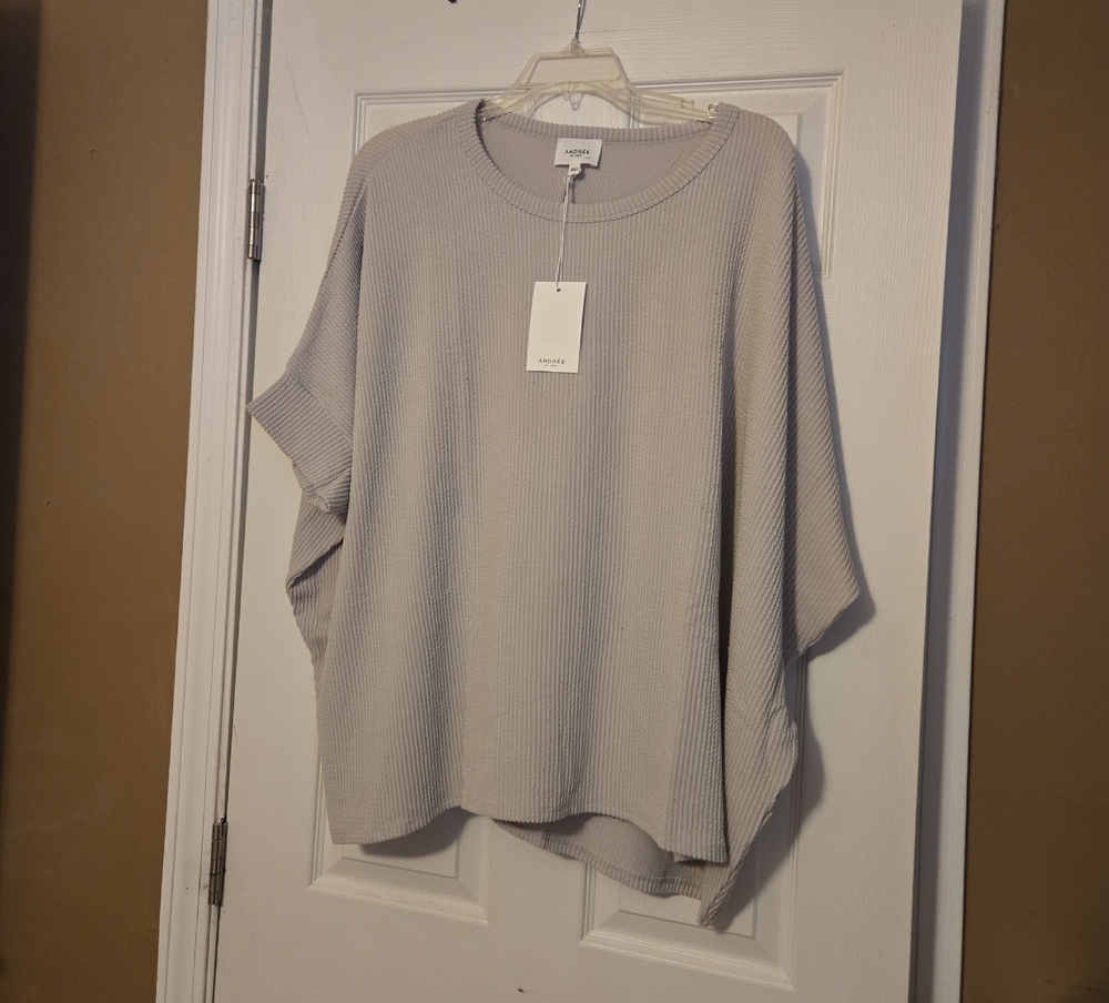 Women's Gray Ribbed Short Sleeve Sweater